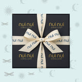 Essentials Box i vitt guld