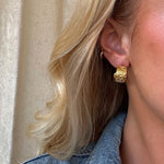 Nadia refined chunky øreringe hamret